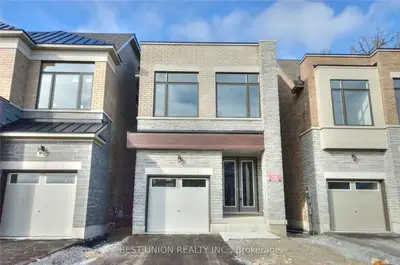 569 New England Court, Newmarket, ON L3X 0M5