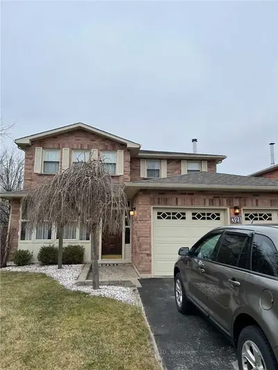 321 Herridge Circle, Newmarket, ON L3Y 7H9