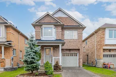 71 Harriet Crescent, Whitchurch-Stouffville, ON L4A 0T5