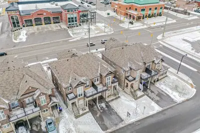 10 BLACKWELL Crescent, Bradford West Gwillimbury, ON L3Z 4L3