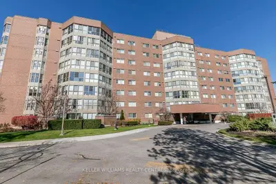 5 Weldrick Road W 113, Richmond Hill, ON L4C 8S9