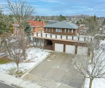 51 Dorwood Court, Vaughan, ON L4L 1M9