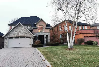 112 Oak Avenue, Richmond Hill, ON L4C 6R7