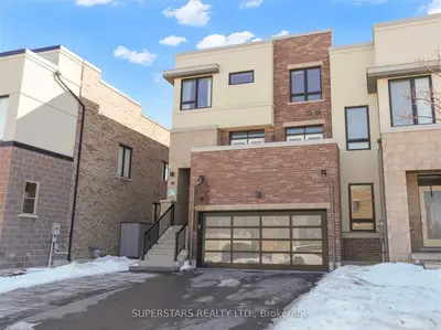 19 Anchusa Drive, Richmond Hill, ON L4E 1C8