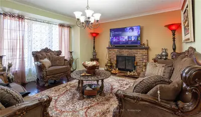 0 Pugsley Avenue, Richmond Hill, ON L4C 1Z9