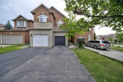 88 Nottingham Drive, Richmond Hill, ON L4S 2A1