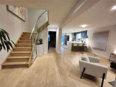 61 Pauline Court, Vaughan, ON L4K 3G8
