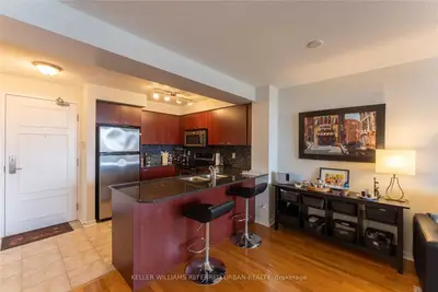350 Red Maple Road 517, Richmond Hill, ON L4C 0T5