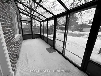 58 Oxford Street #1, Richmond Hill, ON L4C 4L5