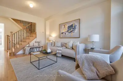 47 Farooq Boulevard, Vaughan, ON L4H 4P3