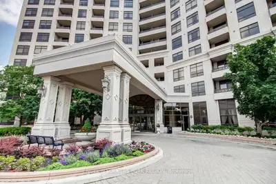 9225 Jane Street 1514, Vaughan, ON L6A 0J7