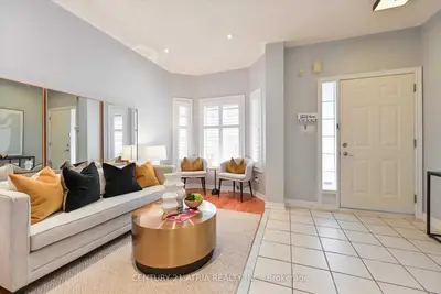 15 Nappa Street, Richmond Hill, ON L4B 3T9