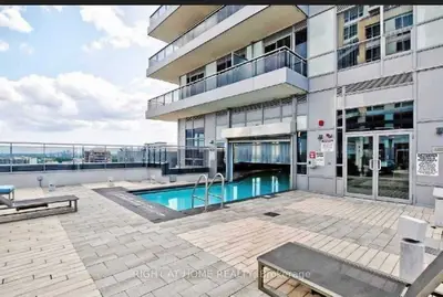 9205 Yonge Street S 407, Richmond Hill, ON L4C 1V5