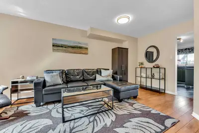 1196 Inniswood Street, Innisfil, ON L9S 1X7