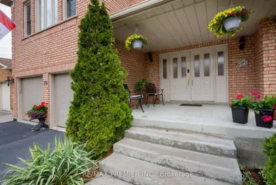 119 Angelina Avenue, Vaughan, ON L4L 8N9