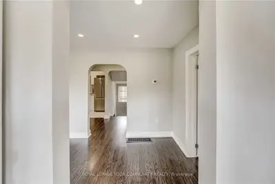 62 Lake Avenue, Richmond Hill, ON L4E 3G3