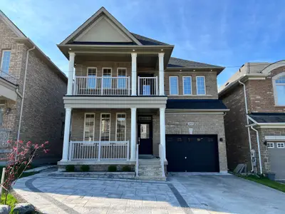 485 Kwapis Boulevard, Newmarket, ON L3X 3K5