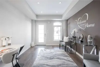 310 John Davis Gate, Whitchurch-Stouffville, ON L4A 1X1