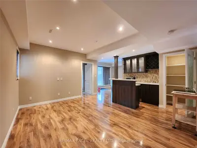 31 Old Orchard Crescent Lower L, Richmond Hill, ON L4S 0A2