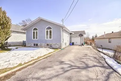 169B Cedar Street, Georgina, ON L4P 2J4