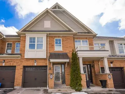44 Southeast Passage, Whitchurch-Stouffville, ON L4A 0Y3