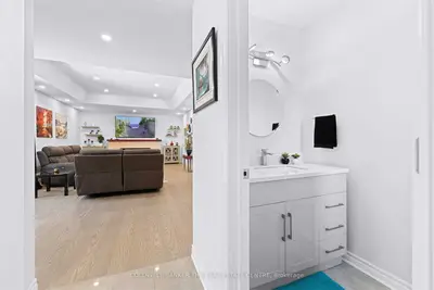 2150 Raynor Court, Innisfil, ON L9S 2C4