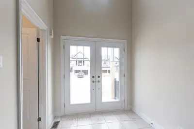 275 HERITAGE Street E, Bradford West Gwillimbury, ON L6T 1A1