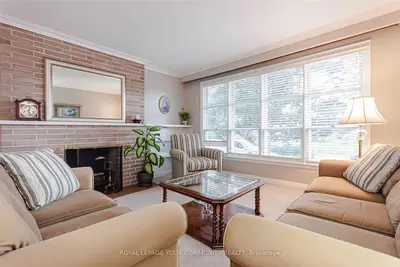 234 Tampico Road, Richmond Hill, ON L4C 4R7