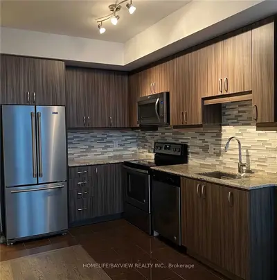 9205 yonge Street 512, Richmond Hill, ON L4C 1V5