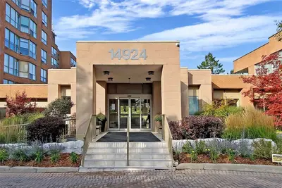 14924 Yonge Street 610, Aurora, ON L4G 6H7