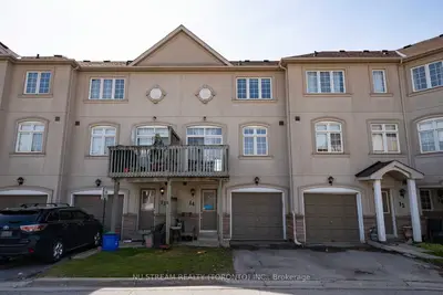 10 Post Oak Drive 14, Richmond Hill, On L4e 4h8