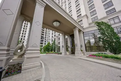 9245 Jane Street 602, Vaughan, ON L6A 0J9
