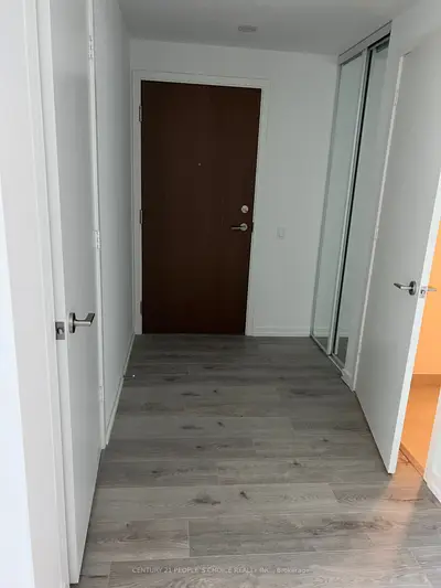 7890 Jane Street 2208, Vaughan, ON L4K 0K9