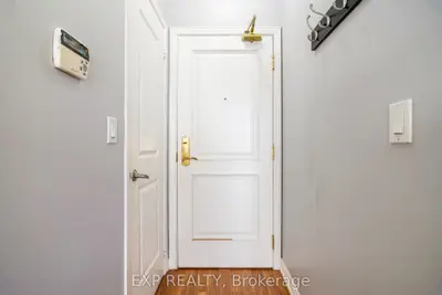 9225 Jane Street 1203, Vaughan, ON L6A 0J7