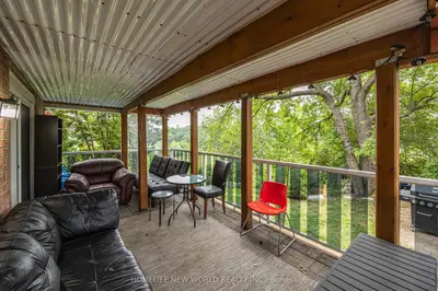 104 Cottonwood Court, Markham, ON L3Y 5X1