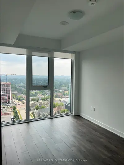 95 Oneida Crescent 2204, Richmond Hill, ON L4B 0H5
