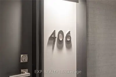 Condo Apartment in Vaughan