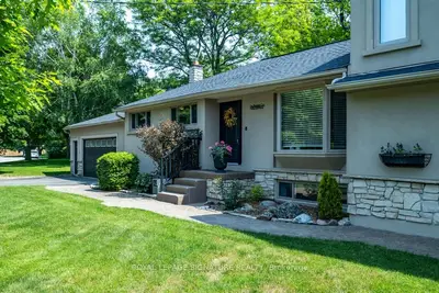 Detached in Aurora