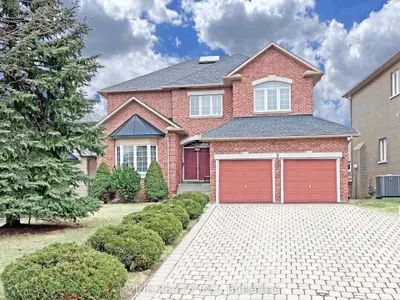 9 Earl Grey Court, Richmond Hill, ON L4B 4E8