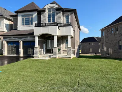23 KENNETH ROSS Bend, East Gwillimbury, ON L9N 0T7