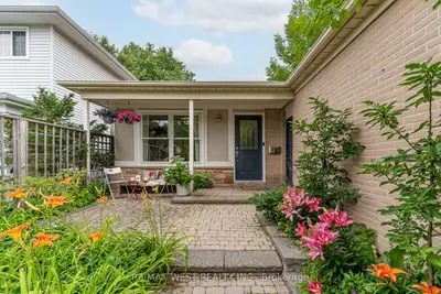 48 Lillooet Crescent, Richmond Hill, ON L4C 5A7