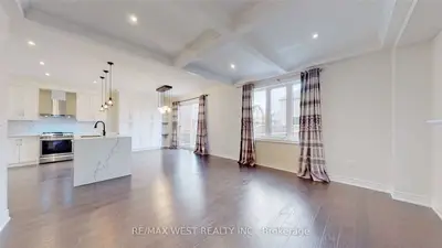 98 MCDONNELL Crescent, Bradford West Gwillimbury, ON L3Z 0S8