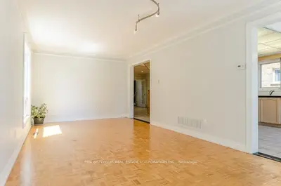 22 Pine Bough Manor, Richmond Hill, ON L4S 1A6