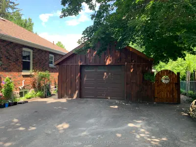 77 Church Street S, New Tecumseth, ON L9R 1J4