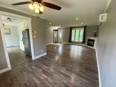 591 Lake Drive E, Georgina, On L0e 1s0