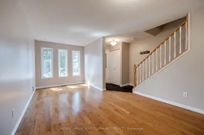 97 Hudson Crescent, Bradford West Gwillimbury, ON L3Z 2Y7