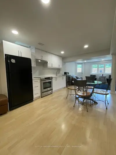 106 Colesbrook Road Bsmnt, Richmond Hill, ON L4S 2G3