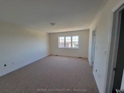 2189 LOZENBY Street, Innisfil, ON L9S 0M9