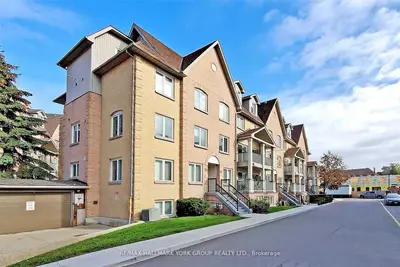 75 Weldrick Road E 701, Richmond Hill, ON L4C 0H9