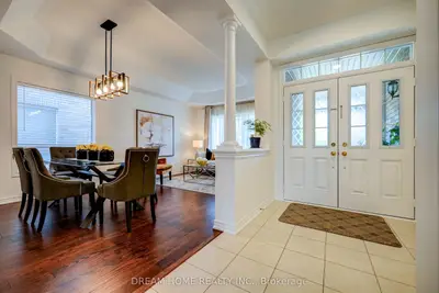 51 Carness Crescent, Georgina, ON L4P 0B7